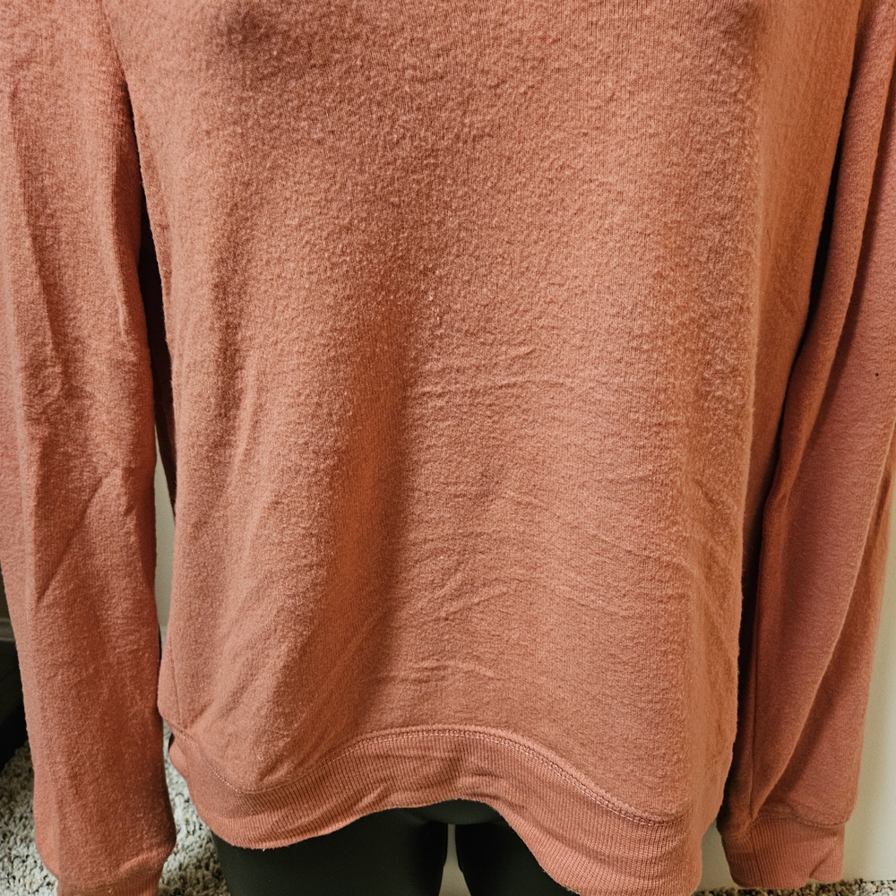 White Crow Rust Long Sleeve V-Neck Top - Picture 4 of 9